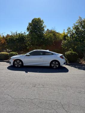 White 2018 Honda Civic EX-T