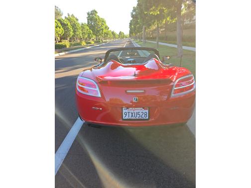 2008 Saturn Sky Red Line