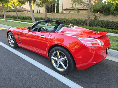 2008 Saturn Sky Red Line