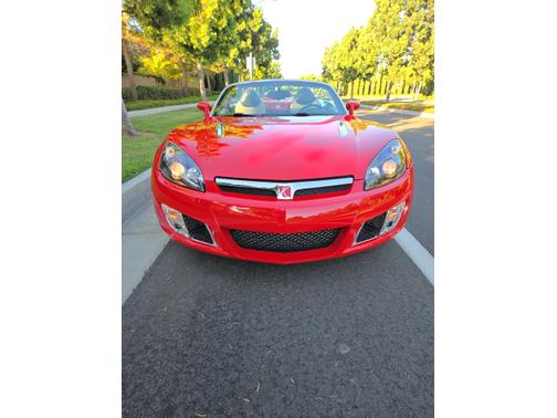 2008 Saturn Sky Red Line