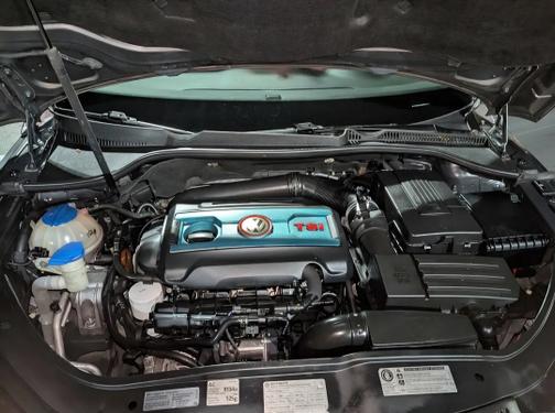 Gray 2012 Volkswagen Eos Komfort