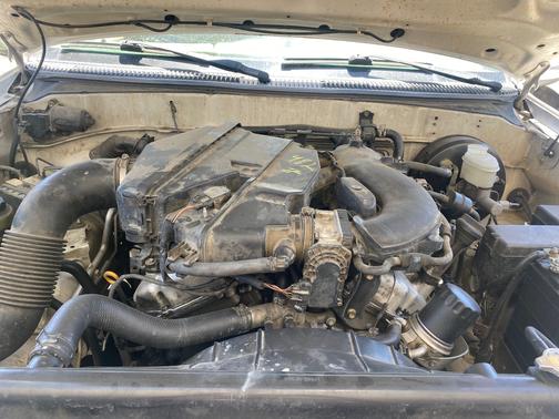 White 2005 Toyota Tundra SR5 Access Cab