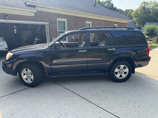 Black 2008 Toyota 4Runner SR5