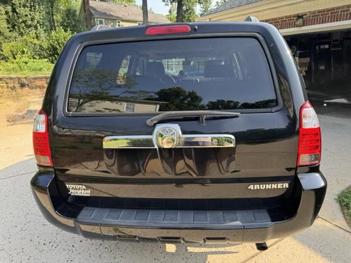 Black 2008 Toyota 4Runner SR5