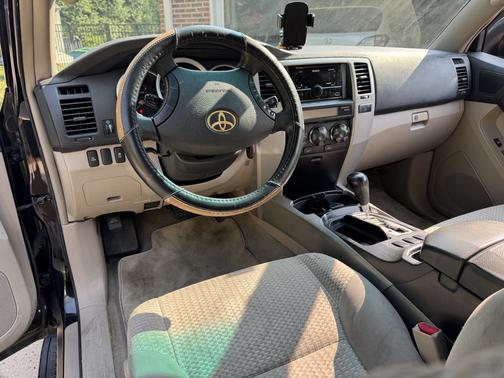 Black 2008 Toyota 4Runner SR5
