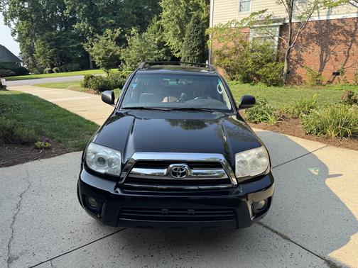 Black 2008 Toyota 4Runner SR5