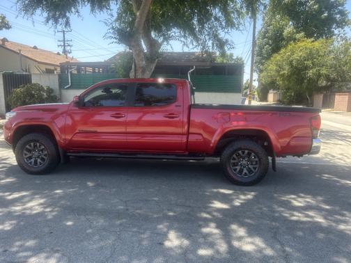 2020 Toyota Tacoma TRD Sport