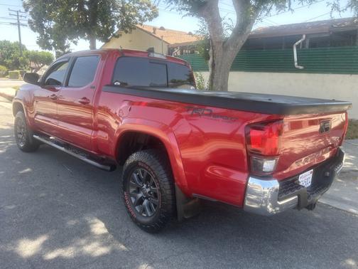 2020 Toyota Tacoma TRD Sport