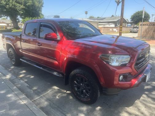 2020 Toyota Tacoma TRD Sport