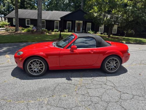 2006 Mazda MX-5 Miata Grand Touring