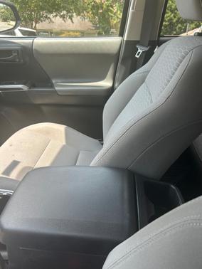 Gray 2019 Toyota Tacoma SR5