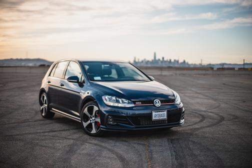 2019 Volkswagen Golf GTI 2.0T S 4-Door