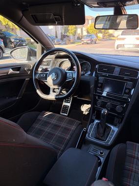 2019 Volkswagen Golf GTI 2.0T S 4-Door