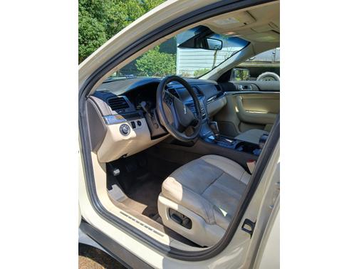 2014 Lincoln MKS Base