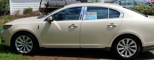 2014 Lincoln MKS Base