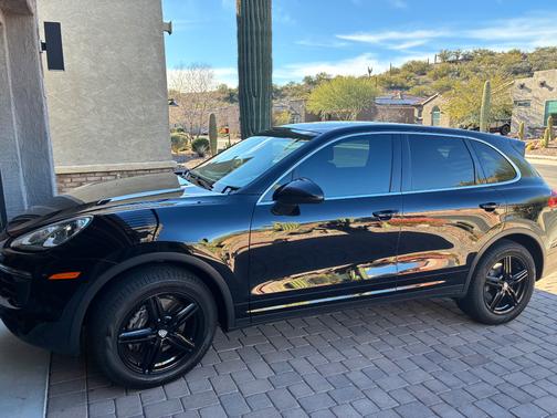 2016 Porsche Cayenne Cayenne
