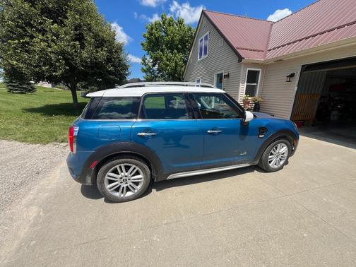 Blue 2019 MINI Countryman Cooper ALL4