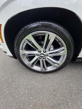 2025 Cadillac Escalade ESV Sport