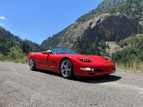 Red 2001 Chevrolet Corvette Base