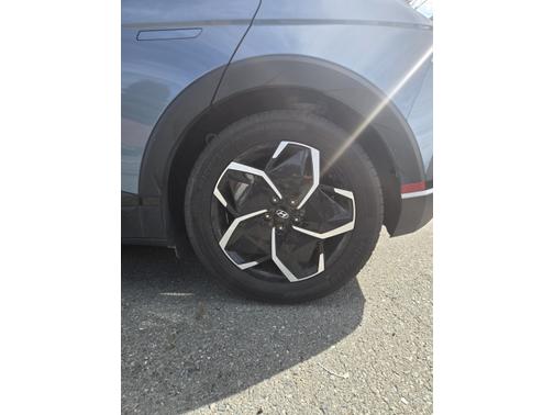 2023 Hyundai IONIQ 5 SE Standard Range