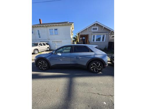 2023 Hyundai IONIQ 5 SE Standard Range