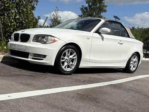 2009 BMW 128 i
