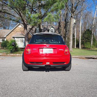 2004 MINI Cooper S Base