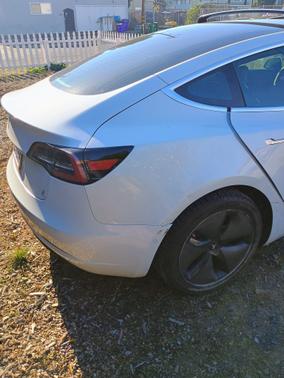2020 Tesla Model 3 Standard Range