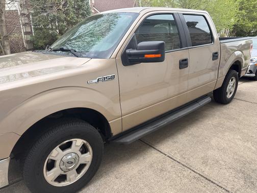 Gold 2014 Ford F-150 XLT