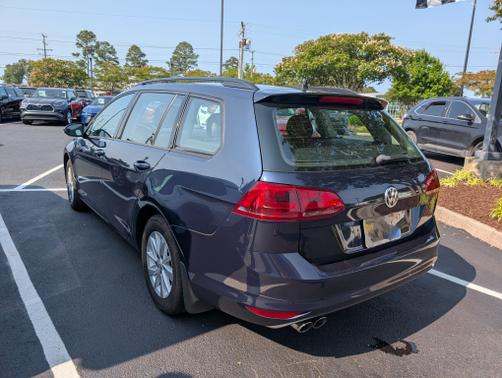 2017 Volkswagen Golf SportWagen TSI S