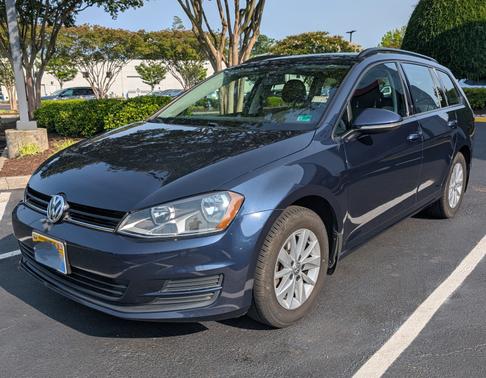2017 Volkswagen Golf SportWagen TSI S