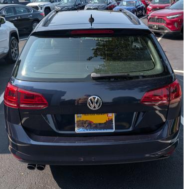 2017 Volkswagen Golf SportWagen TSI S