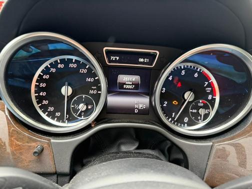 Silver 2015 Mercedes-Benz GL-Class GL 450 4MATIC