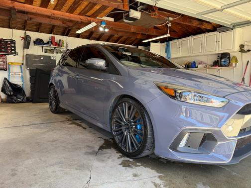 Gray 2017 Ford Focus RS Base