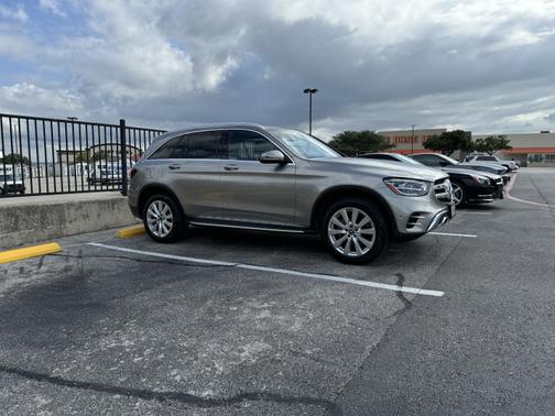 2021 Mercedes-Benz GLC 300 4MATIC