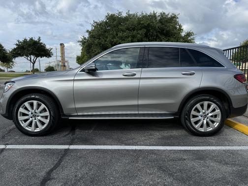 2021 Mercedes-Benz GLC 300 4MATIC