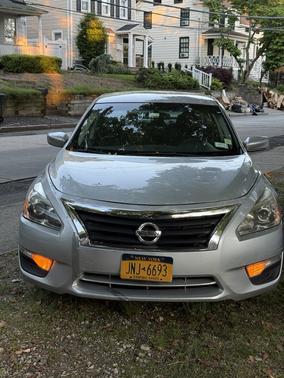 Silver 2014 Nissan Altima 2.5 S