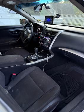 Silver 2014 Nissan Altima 2.5 S