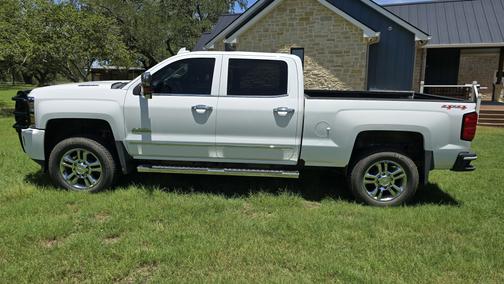 2016 Chevrolet Silverado 2500 High Country