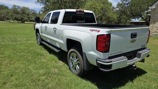2016 Chevrolet Silverado 2500 High Country