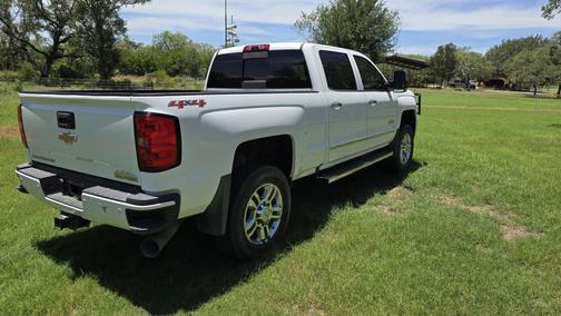 2016 Chevrolet Silverado 2500 High Country