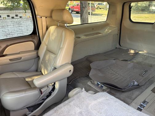2010 GMC Yukon XL 1500 SLT