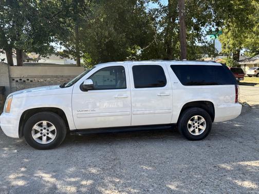 2010 GMC Yukon XL 1500 SLT