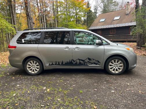 Gray 2013 Toyota Sienna LE