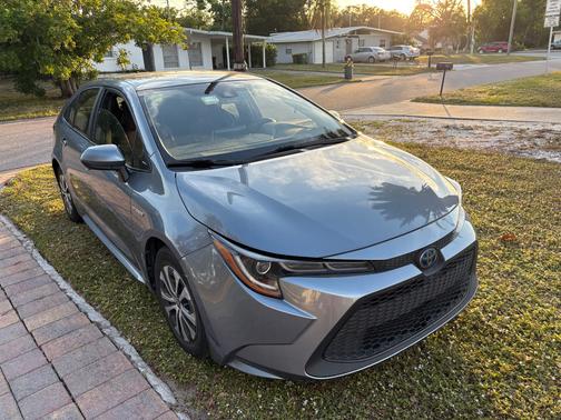 2020 Toyota Corolla Hybrid LE