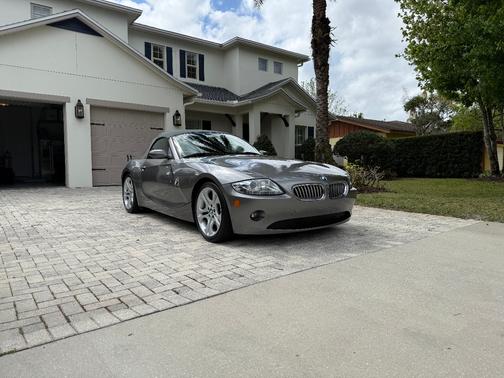 Silver 2005 BMW Z4 3.0i Roadster