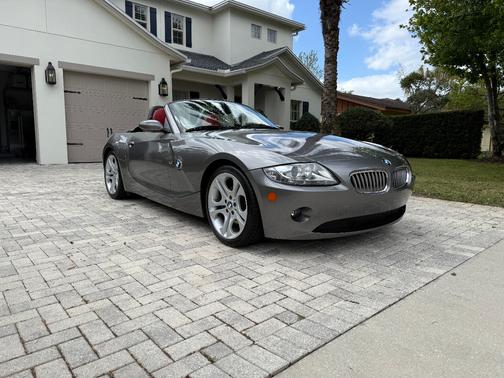Silver 2005 BMW Z4 3.0i Roadster