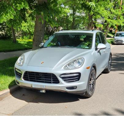 2012 Porsche Cayenne Cayenne Turbo