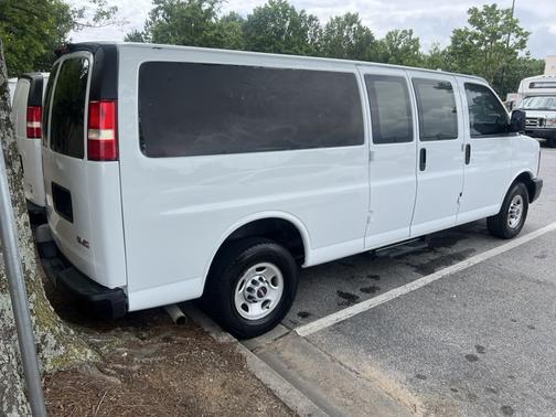 2007 GMC Savana 3500 Cargo