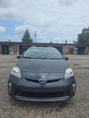 Gray 2013 Toyota Prius Two